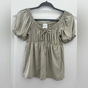 Olivia Rae, Size Small Top